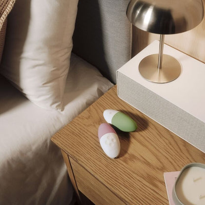 LELO - SIRI 3 CLITORIS MASSAGER PISTACHIO CREME-3